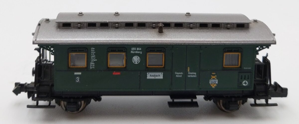 Fleischmann 8065 N Deutsche Reichsbahn 3rd Class Compartment Coach Car #32246 LN/Box