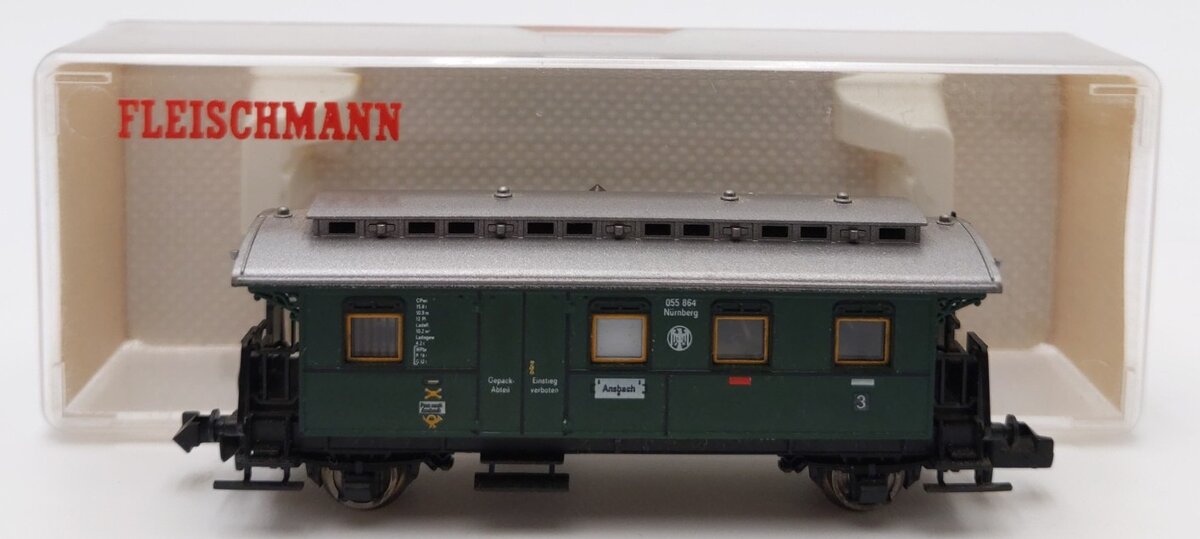 Fleischmann 8065 N Deutsche Reichsbahn 3rd Class Compartment Coach Car #32246 LN/Box