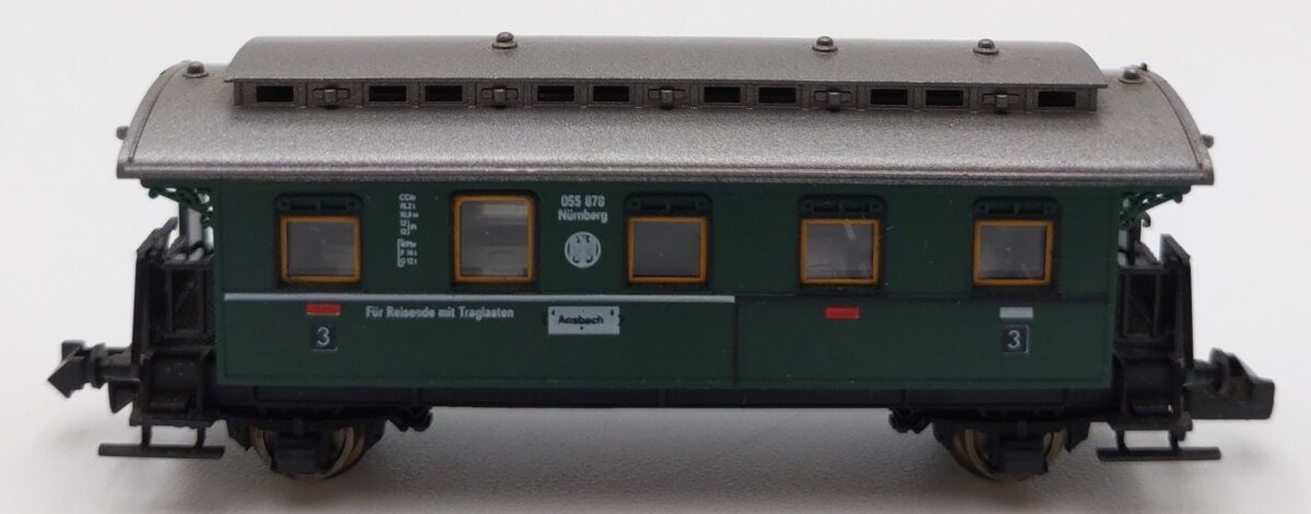 Fleischmann 8067 N Scale Deutsche Reichsbahn 3rd Class Coach Car LN/Box