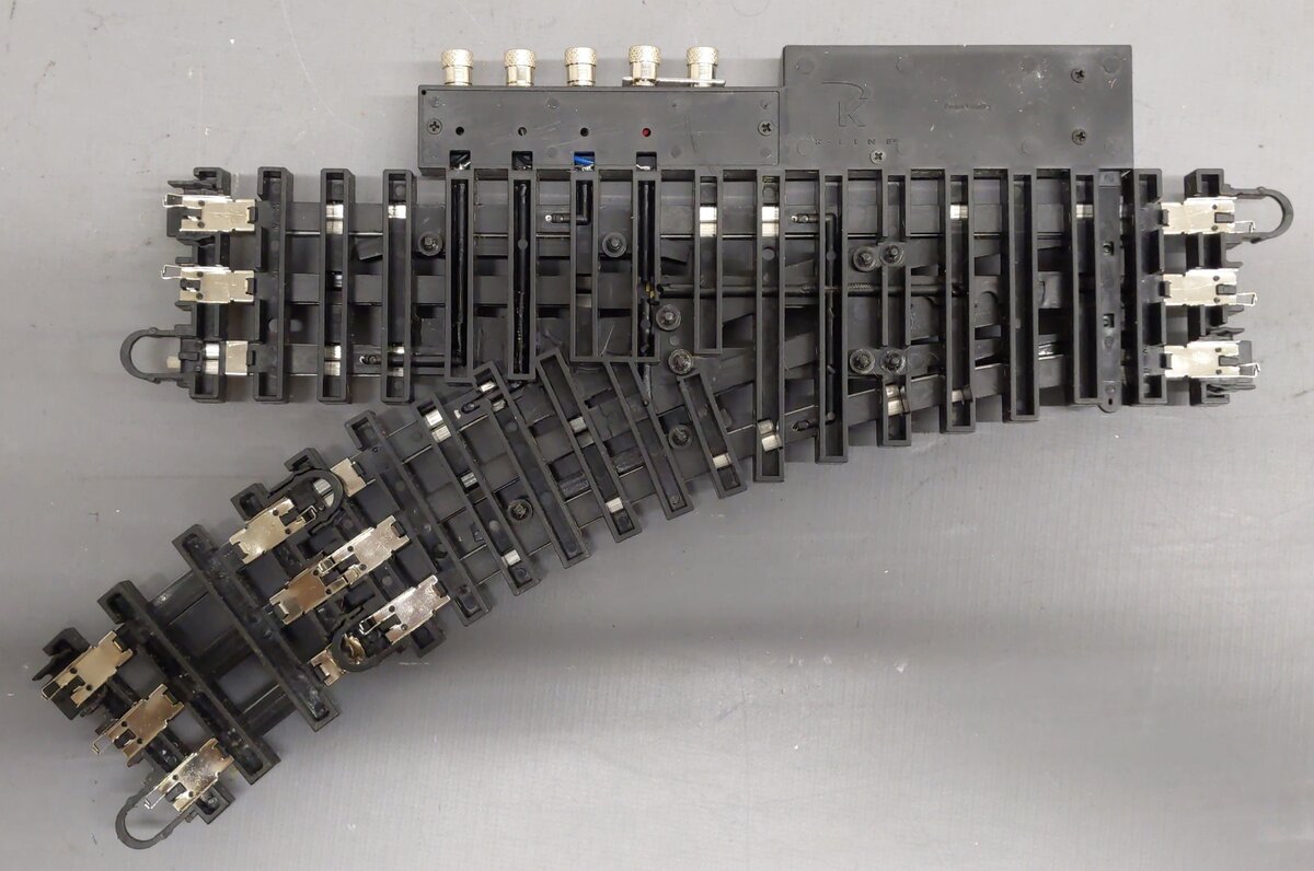 K-Line 6-21398 O Gauge SuperSnap 31" Right Hand Remote Control Switch Turnout VG/Box