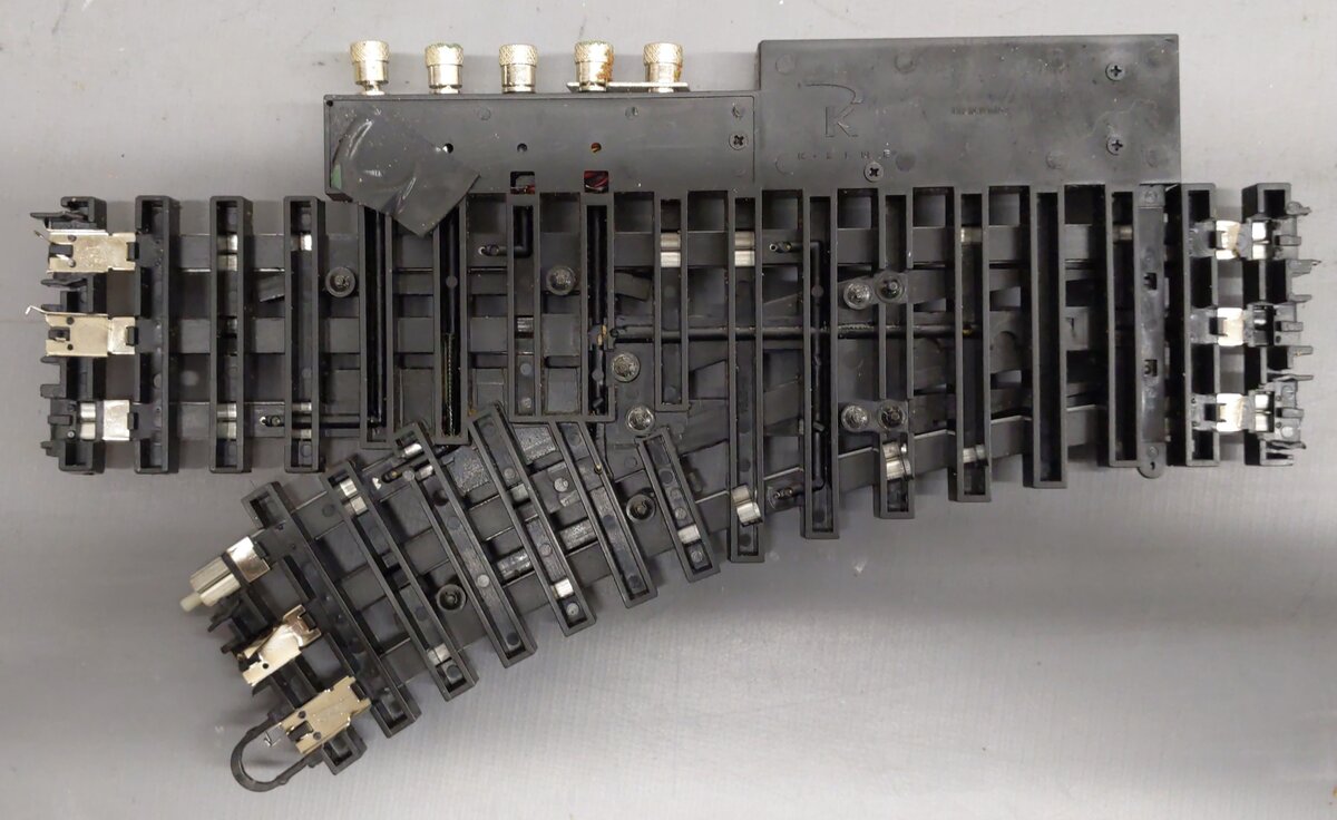 K-Line 6-21398 O Gauge SuperSnap 31" Right Hand Remote Control Switch Turnout VG/Box