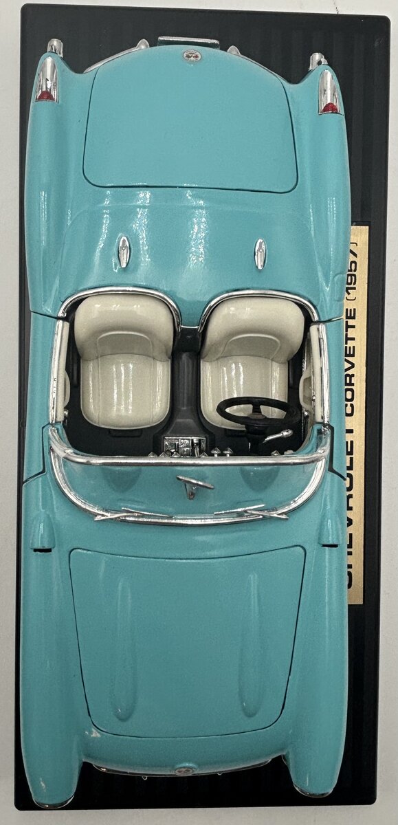 Road Tough 92018 1:18 Scale Diecast Blue 1957 Chevrolet Corvette LN/Box