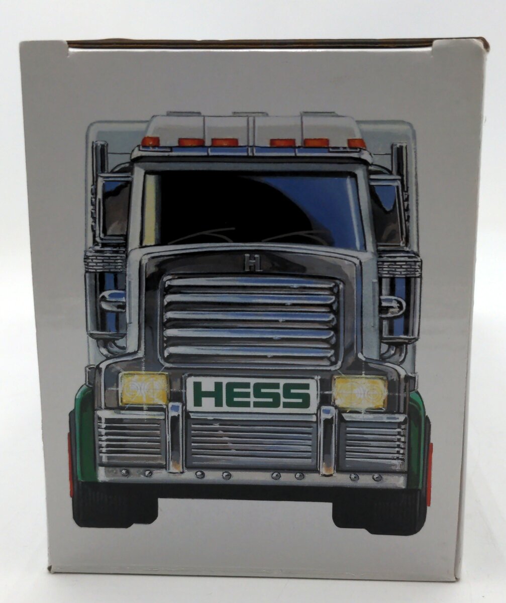 Hess 2013 Toy Tractor Trailer Flatbed & Tractor NIB