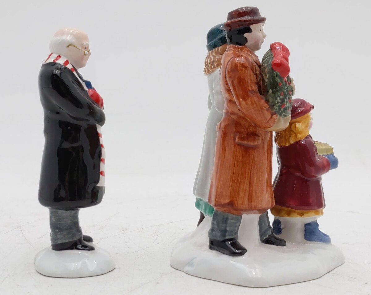 Dept 56 5476-3 The Snow Village "Going To The Chapel" Ceramic Figures (Set of 2) EX/Box