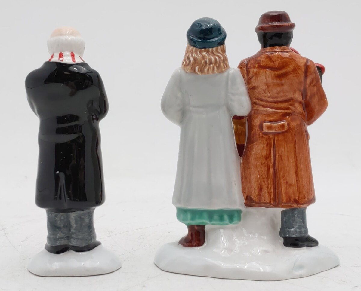 Dept 56 5476-3 The Snow Village "Going To The Chapel" Ceramic Figures (Set of 2) EX/Box
