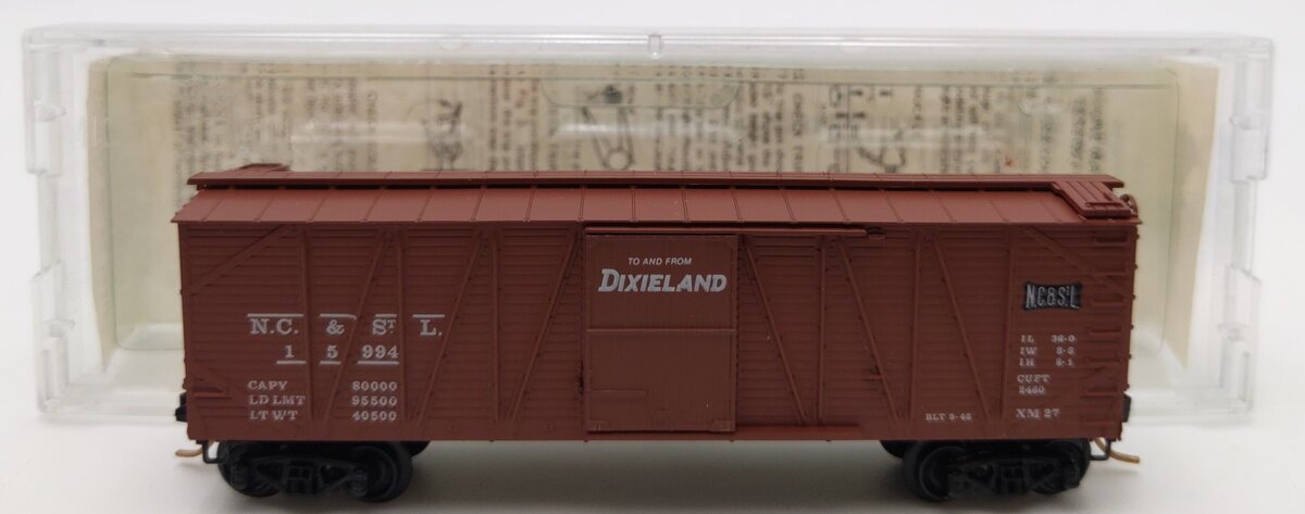 Micro-Trains 28110 N Nashville Chattanooga & St. Louis "DixieLand" Boxcar #15994 LN/Box