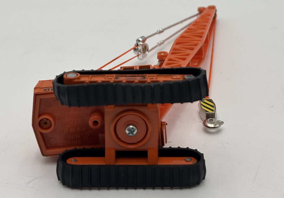 Shinsei M-17 HO Mini Power Crawler Crane W/Plastic Figures & Traffic Signals LN/Box
