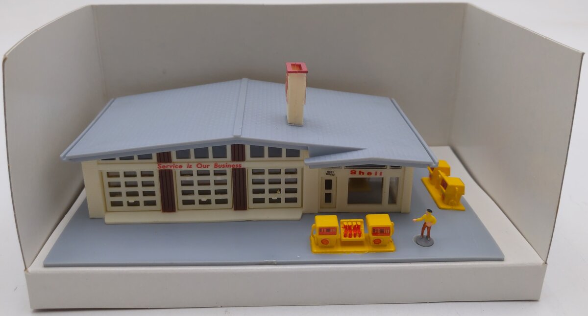 Bachmann 45904 N Plasticville Assembled Shell Gas Station LN/Box