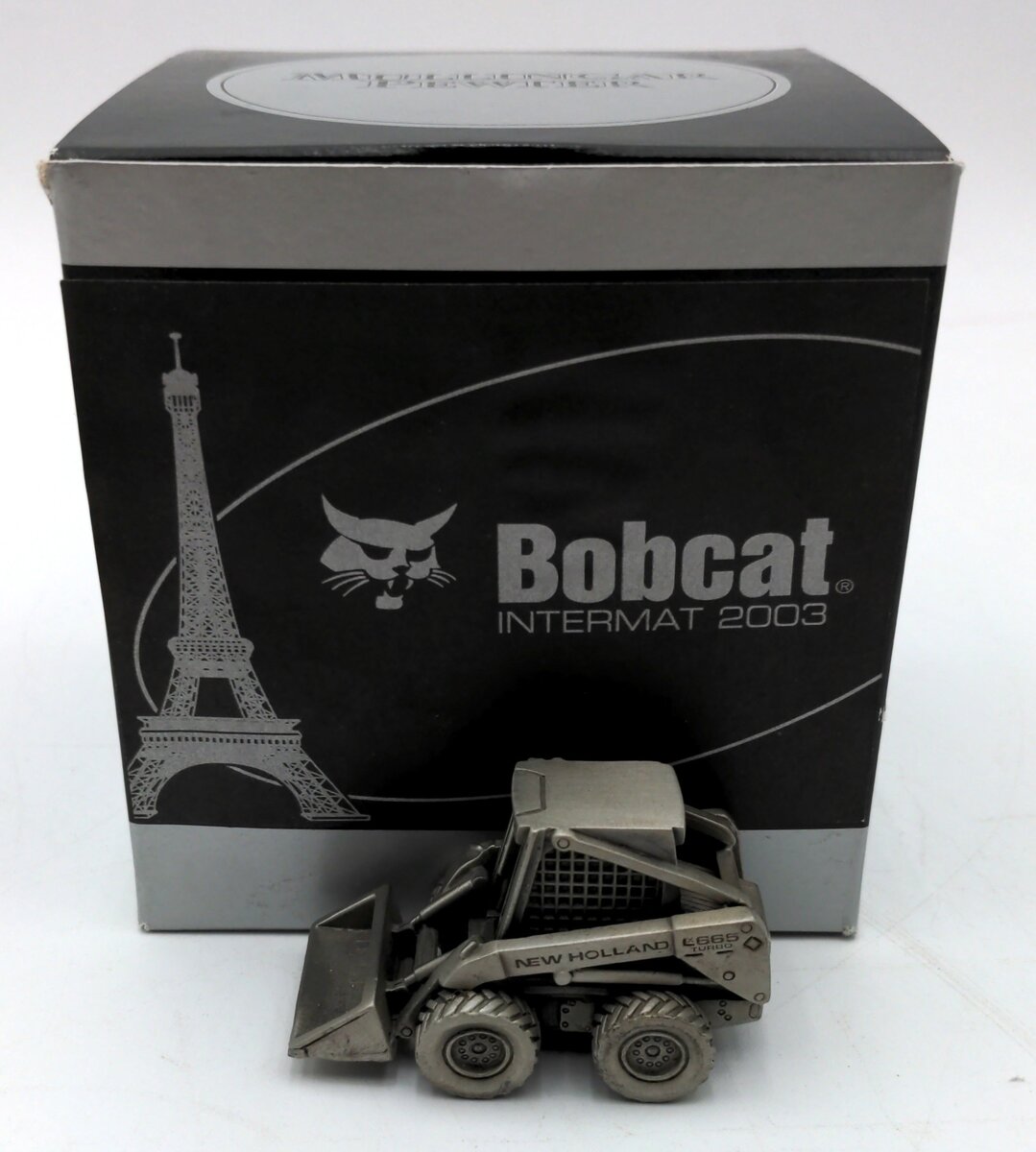 Mullingar Pewter L665 New Holland Bobcat Skid Steer Loader NIB