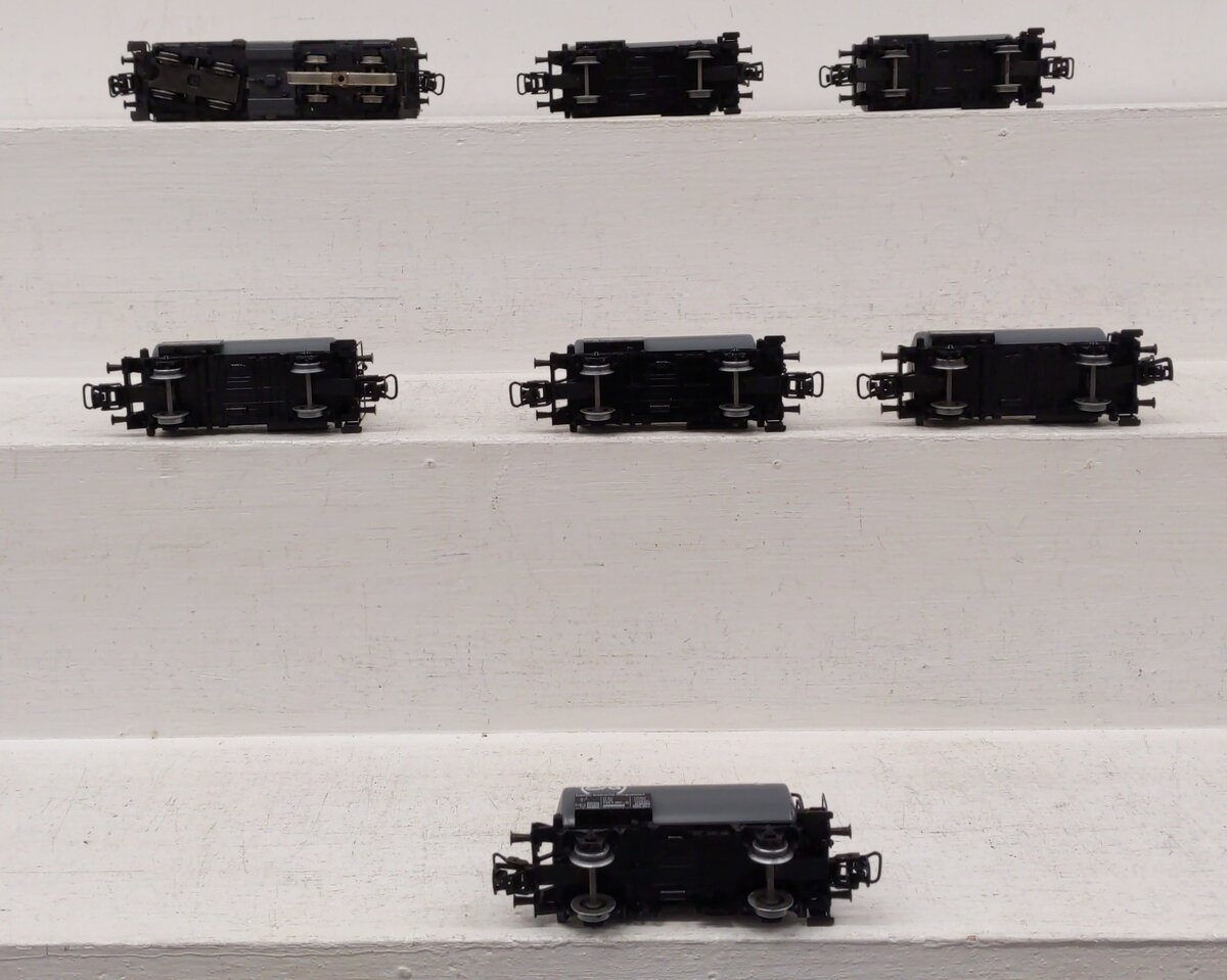 Marklin 2855 HO German Eva Tank Train (Diesel Loco & 6 Tank Cars) LN/Box