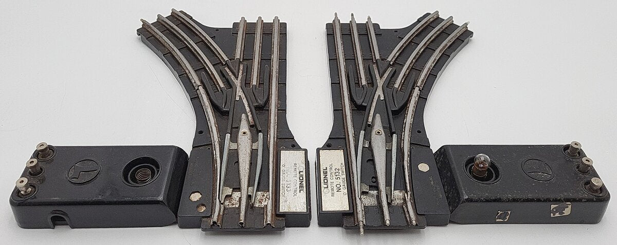 Lionel 6-5132S Pair of 6-5132/6-5133 Remote Control Switches VG
