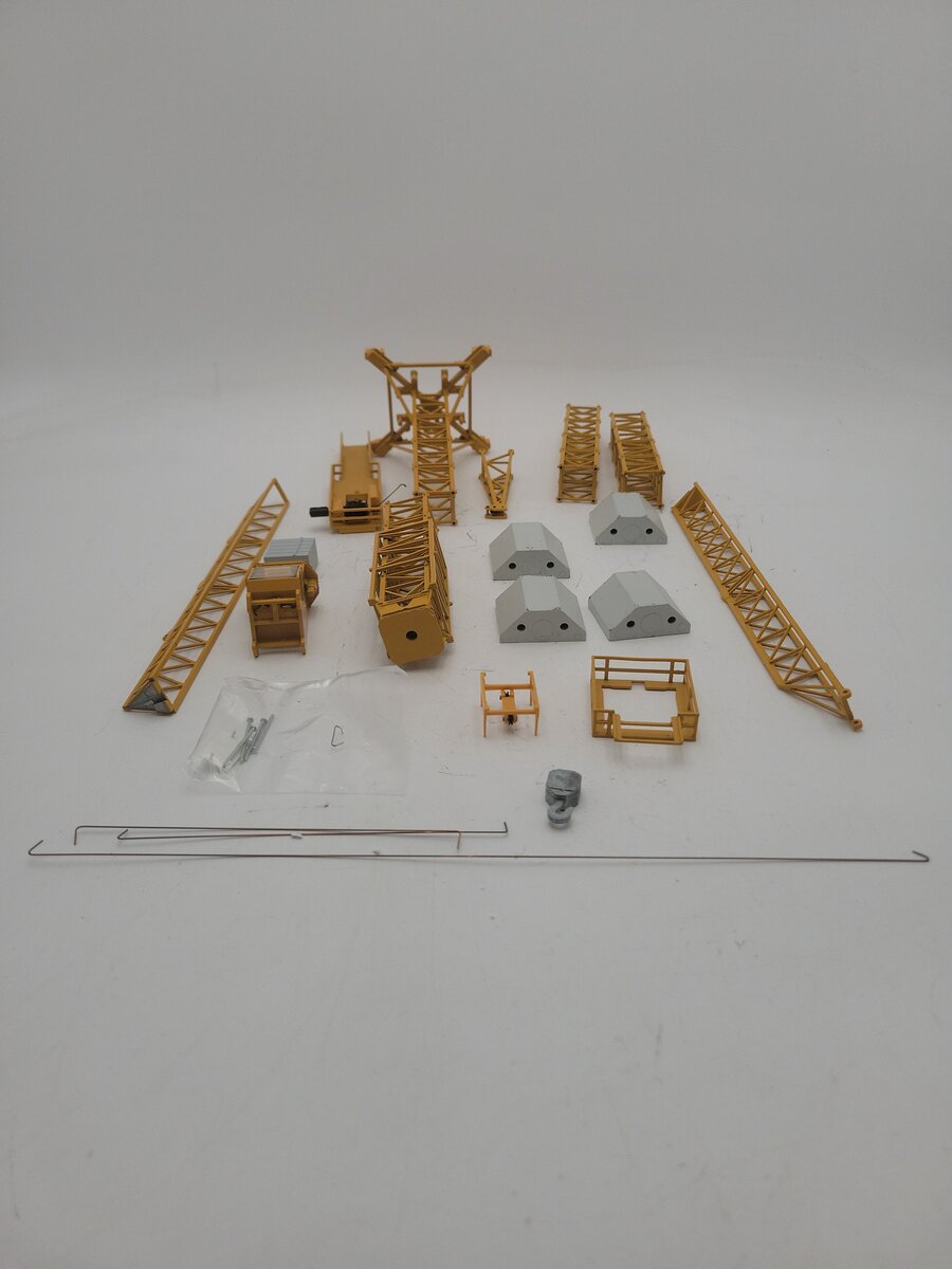 Conrad 1:87 Scale Diecast Yellow Liebherr Tower Crane EC-H Krane Die Cast Model EX/Box