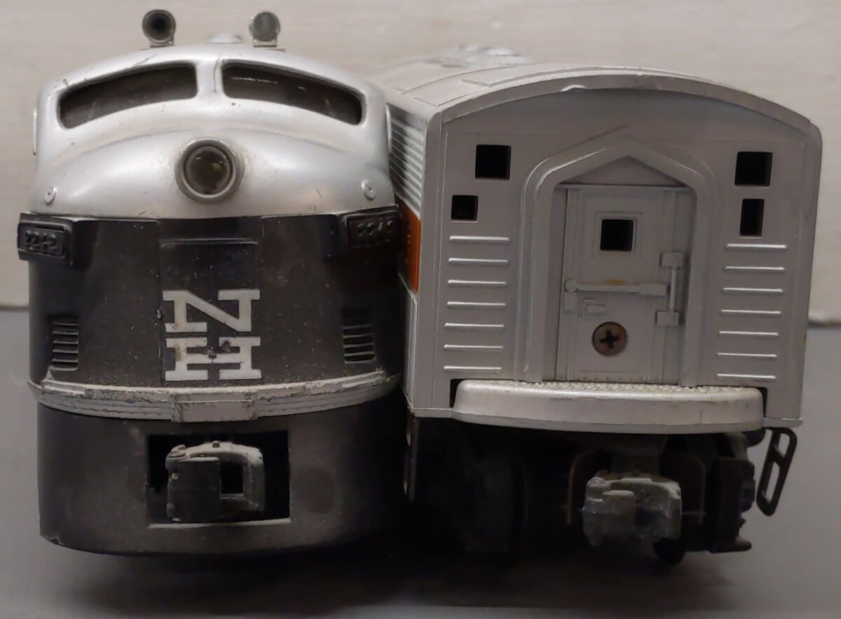 Lionel 2242 Vintage O New Haven F3 AB Diesel Locomotive VG