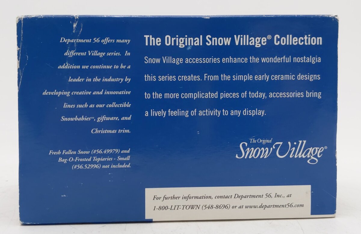 Dept 56 56.55401 The Snow Village "Sparky's New Doghouse" Ceramic Figure EX/Box