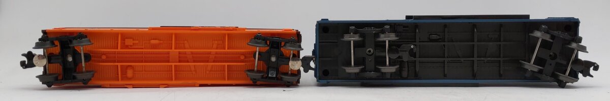 Lionel O Gauge Assorted Reefers: 6-5715 & 6-52074 [2] EX/Box