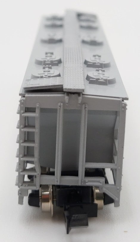 Atlas 3720 N Scale Union Pacific 3-Bay Covered Hopper #19711 LN/Box