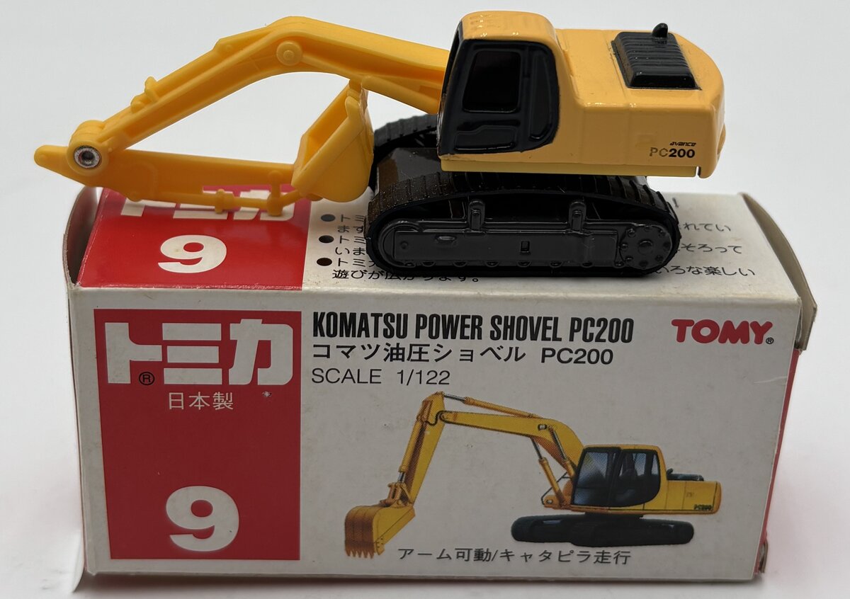 Tomy 9 1:122 Komatsu Power Shovel PC200 LN/Box