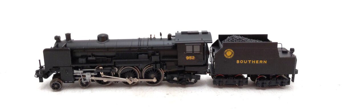 MicroAce A7004 N Custom Southern Steam Locomotive with C53-30 Tender/Box