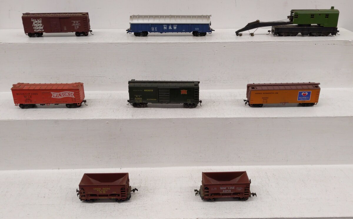 HO Scale Assorted Freight Cars [8] VG