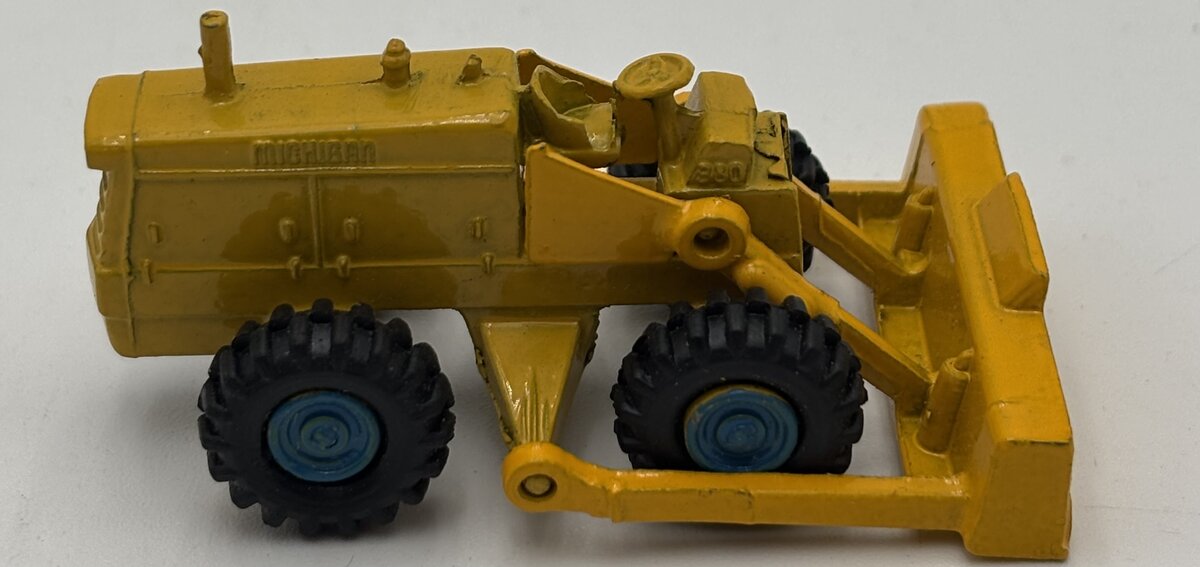 Mercury 502 1:130 Scale Diecast Michigan 380 Tractor Dozer EX/Box