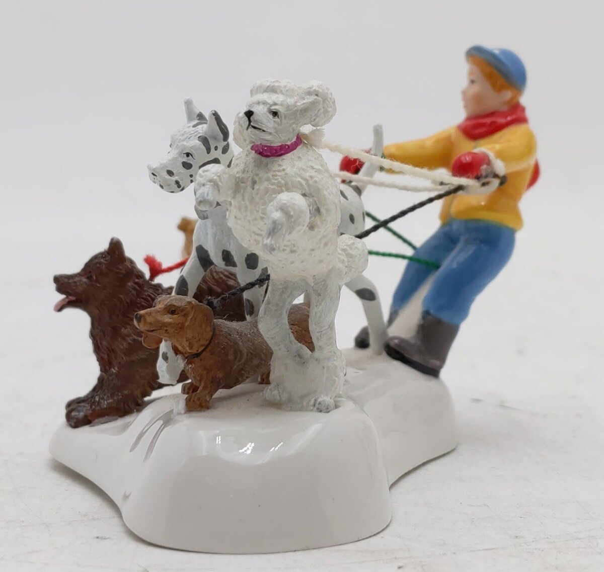 Dept 56 56.55260 The Original Snow Village "Who's Walking Who?" Ceramic Figure EX/Box