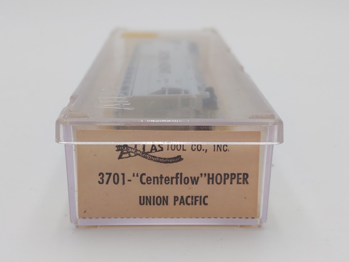 Atlas 3701 N Scale Union Pacific Centerflow Hopper Car #24023 LN/Box