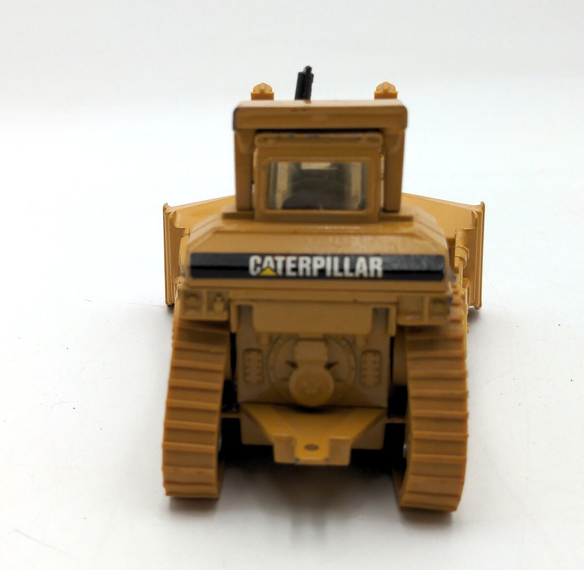 Ertl 1856F 1:50 Scale Diecast CAT D1ON Dozer LN