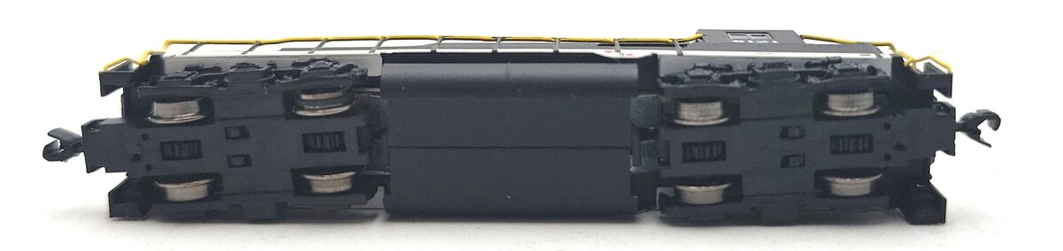 American Z-Line 62105 Z Scale New York Central GP-30 Diesel Locomotive #6121 LN/Box