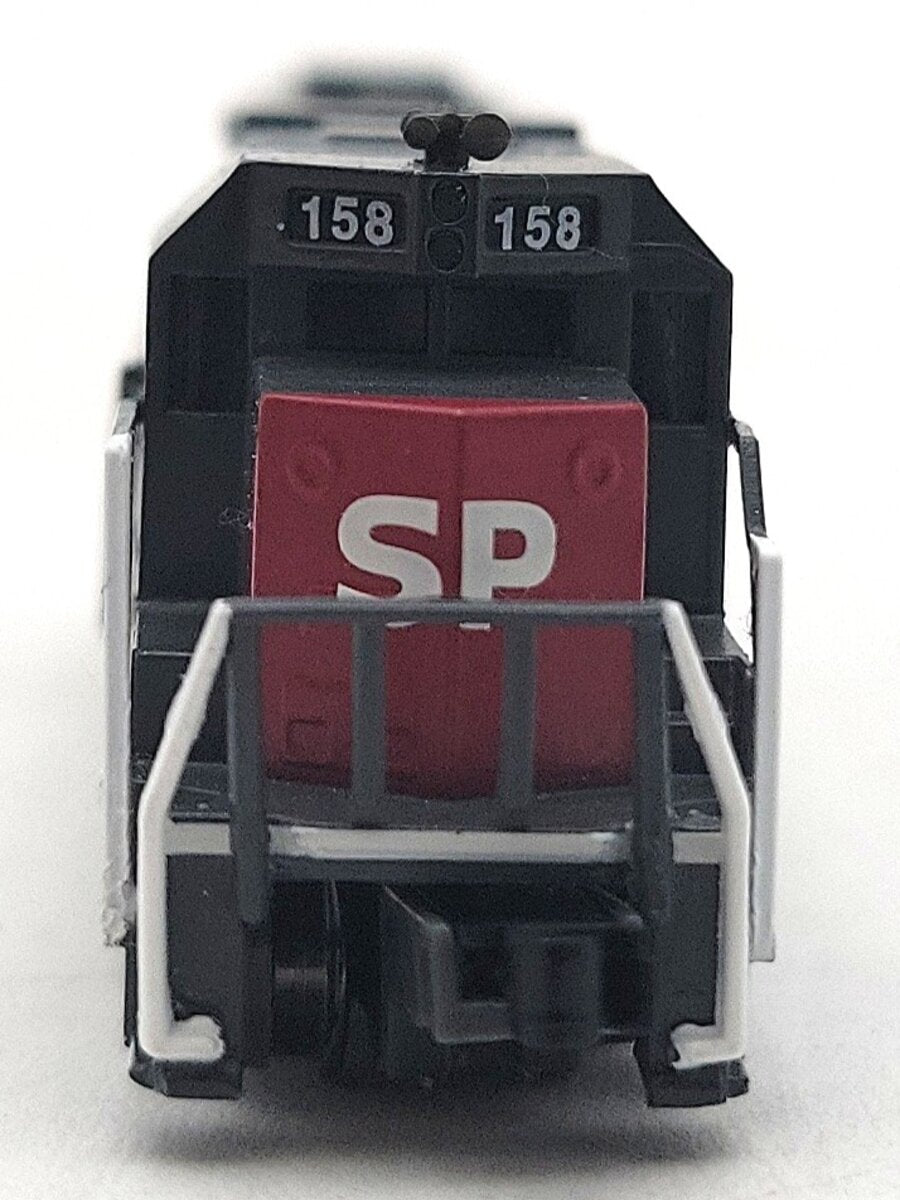 American Z-Line AZL-62501 Z Scale Southern Pacific GP38-2 Diesel Locomotive LN/Box