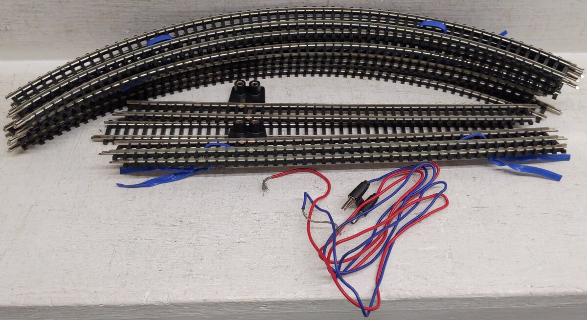 Bachmann 4360:3000 N Scale Penn Central Budd Metroliner Train Set/Box