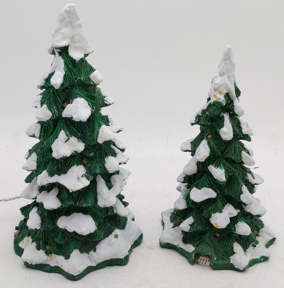 Dept 56 52604 Village Lighted Snow Capped Trees VG/Box