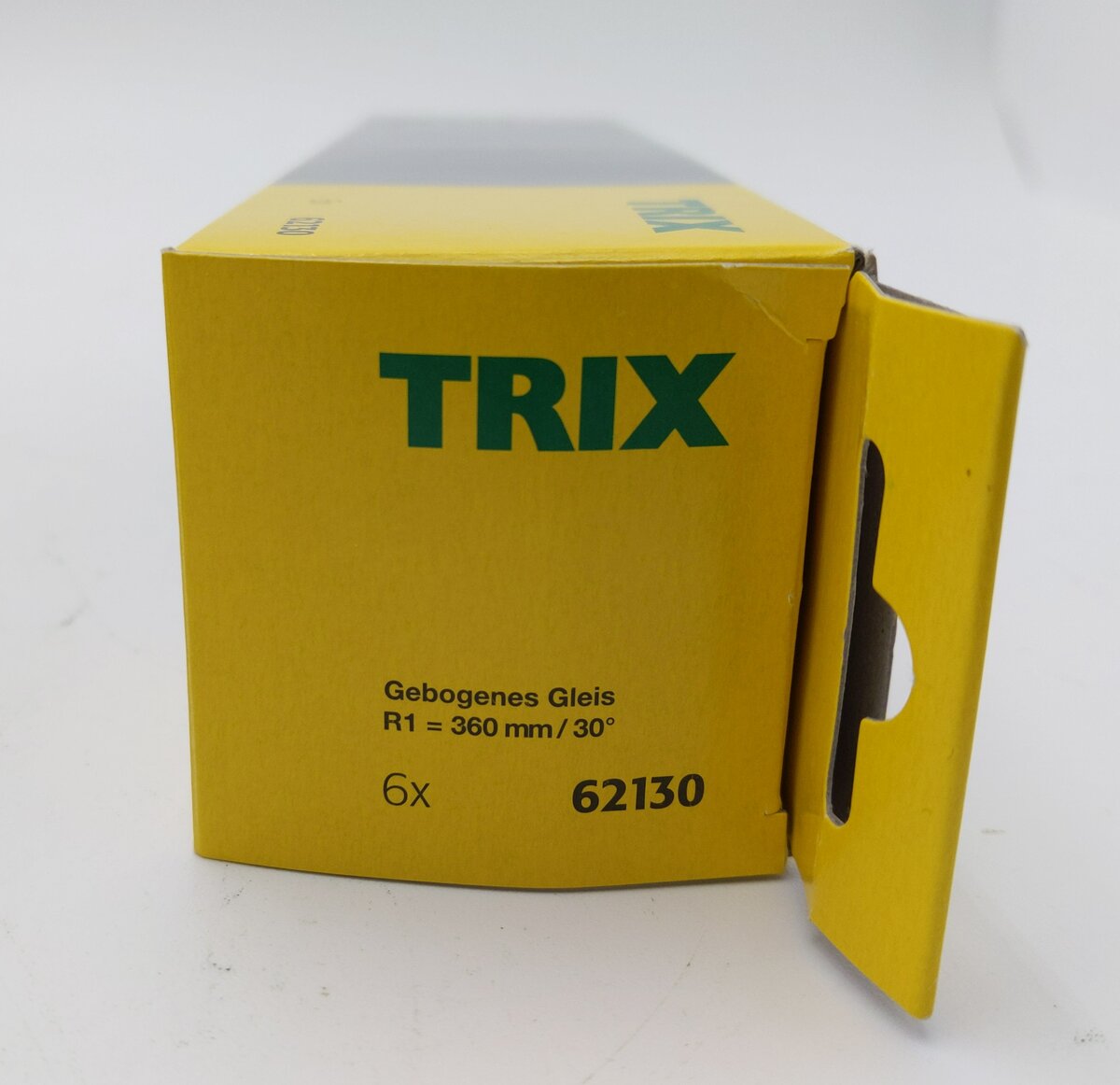 Trix 62130 HO 30 Degrees Radius 360mm / 14-3/16 Curved C Track Section LN/Box