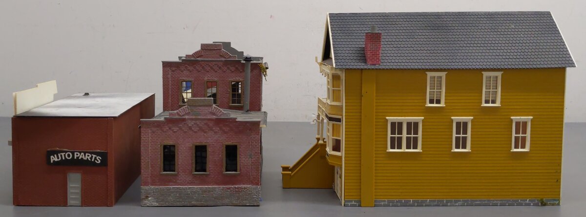 O Gauge Assorted Custom Buildings [3]