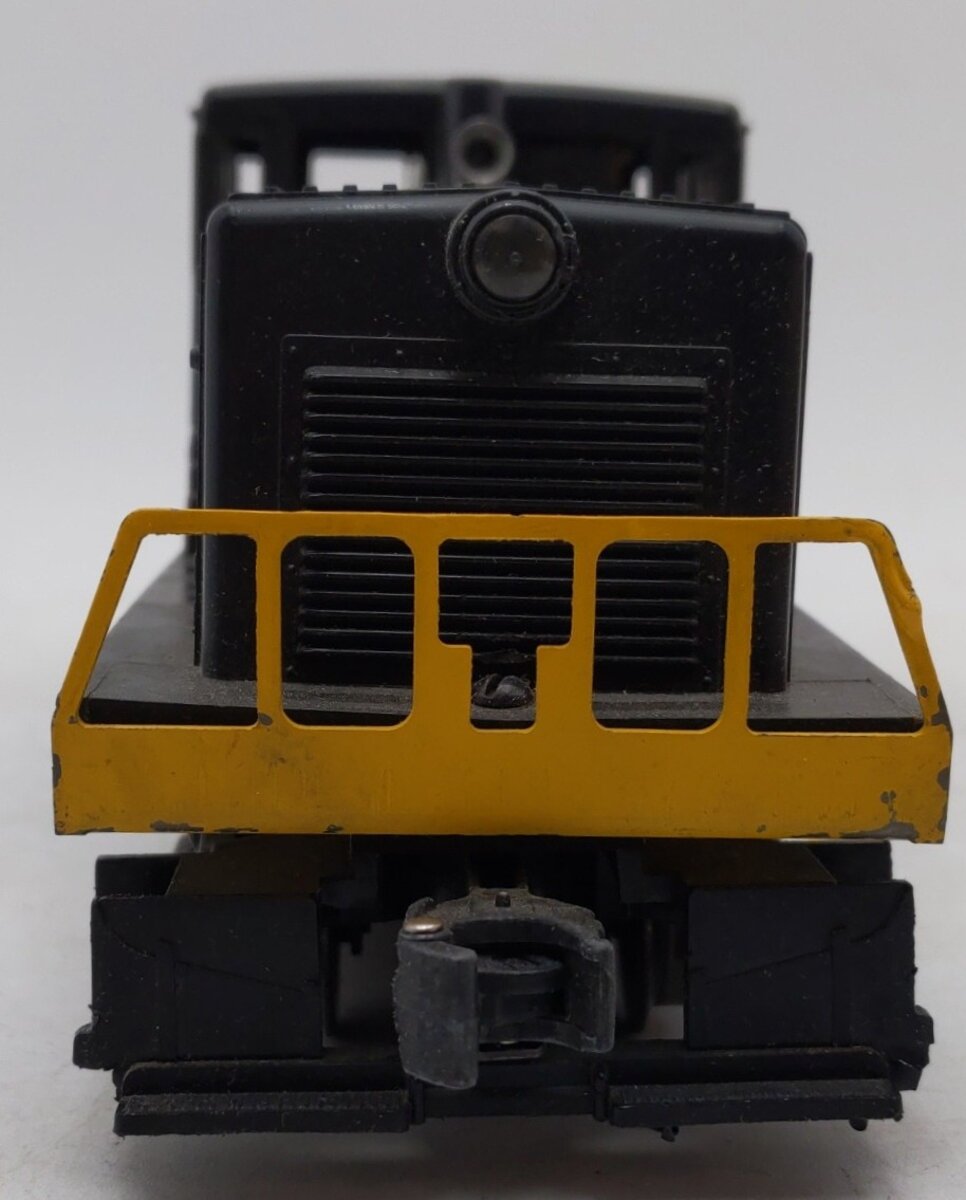 Lionel 628 VIntage O Northern Pacific 44 Ton Diesel Locomotive VG/Box