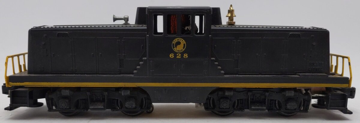 Lionel 628 VIntage O Northern Pacific 44 Ton Diesel Locomotive VG/Box