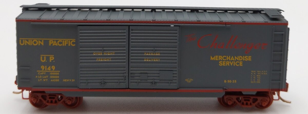 Micro-Trains 02300230 N Union Pacific Challenger 40' Standard Boxcar #9149 LN/Box
