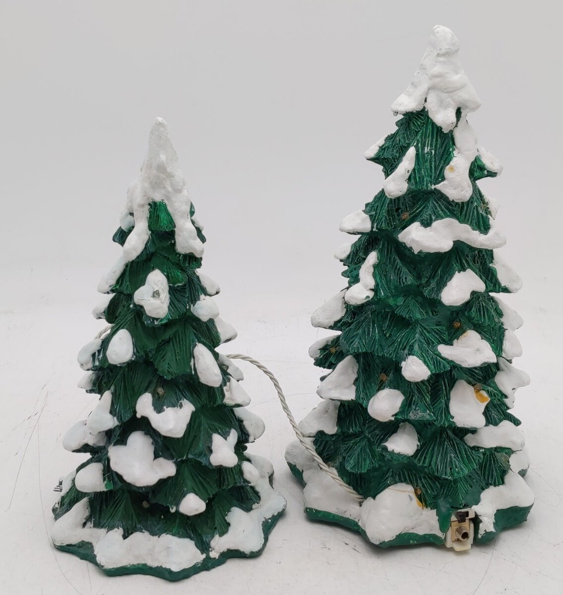 Dept 56 52604 Village Lighted Snow Capped Trees VG/Box