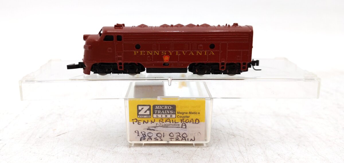 Micro-Trains Z Scale Custom Painted PRR F-7 Locomotive/Box
