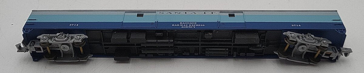 Con-Cor 1408210 N Scale Santa Fe Baggage Car #3714 EX/Box