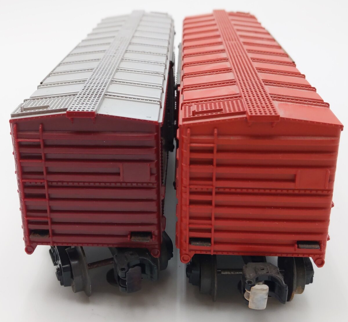 Lionel Vintage O Boxcars 6464-375, 6464-525 [2]