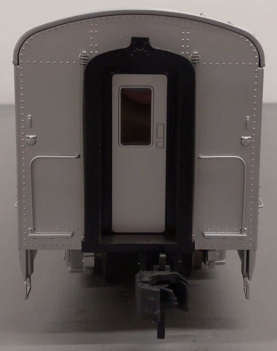 MTH 70-65016B G Scale Santa Fe 70' Streamlined Passenger Coach Car #2912 EX/Box