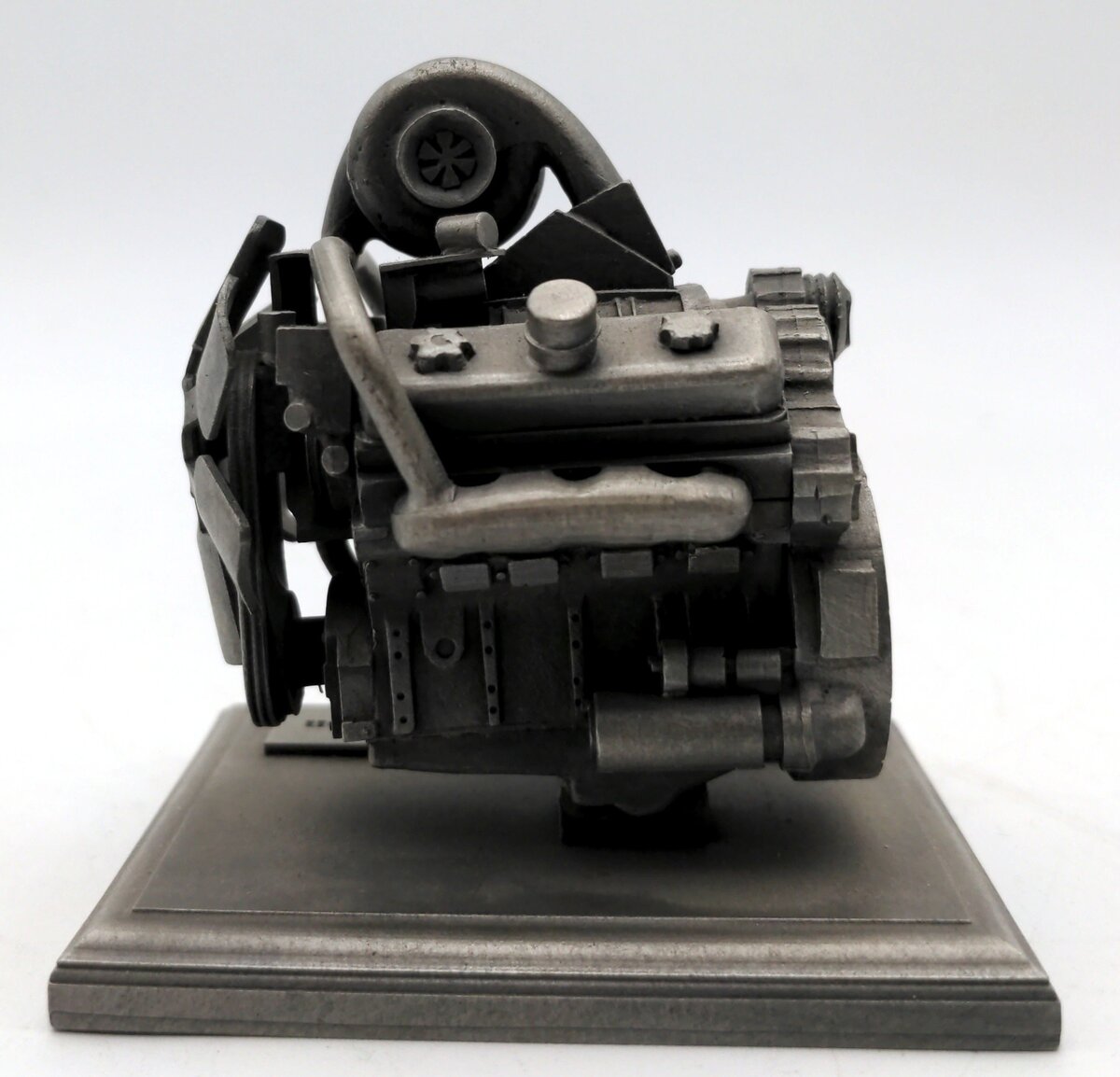 Lance Corporation 8V71T Detroit Diesel Allison V8 Pewter Engine Paperweight NEW