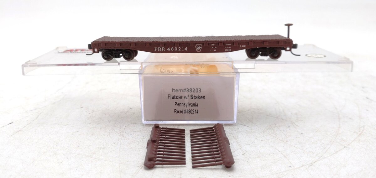 Atlas 38203 N PRR Flatcar w/Stakes #480214