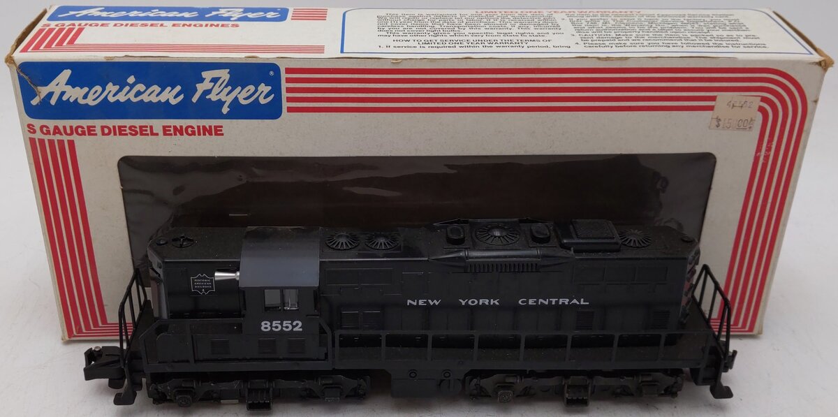 American Flyer 4-8552 S Scale New York Central GP-9 Diesel Locomotive EX/Box