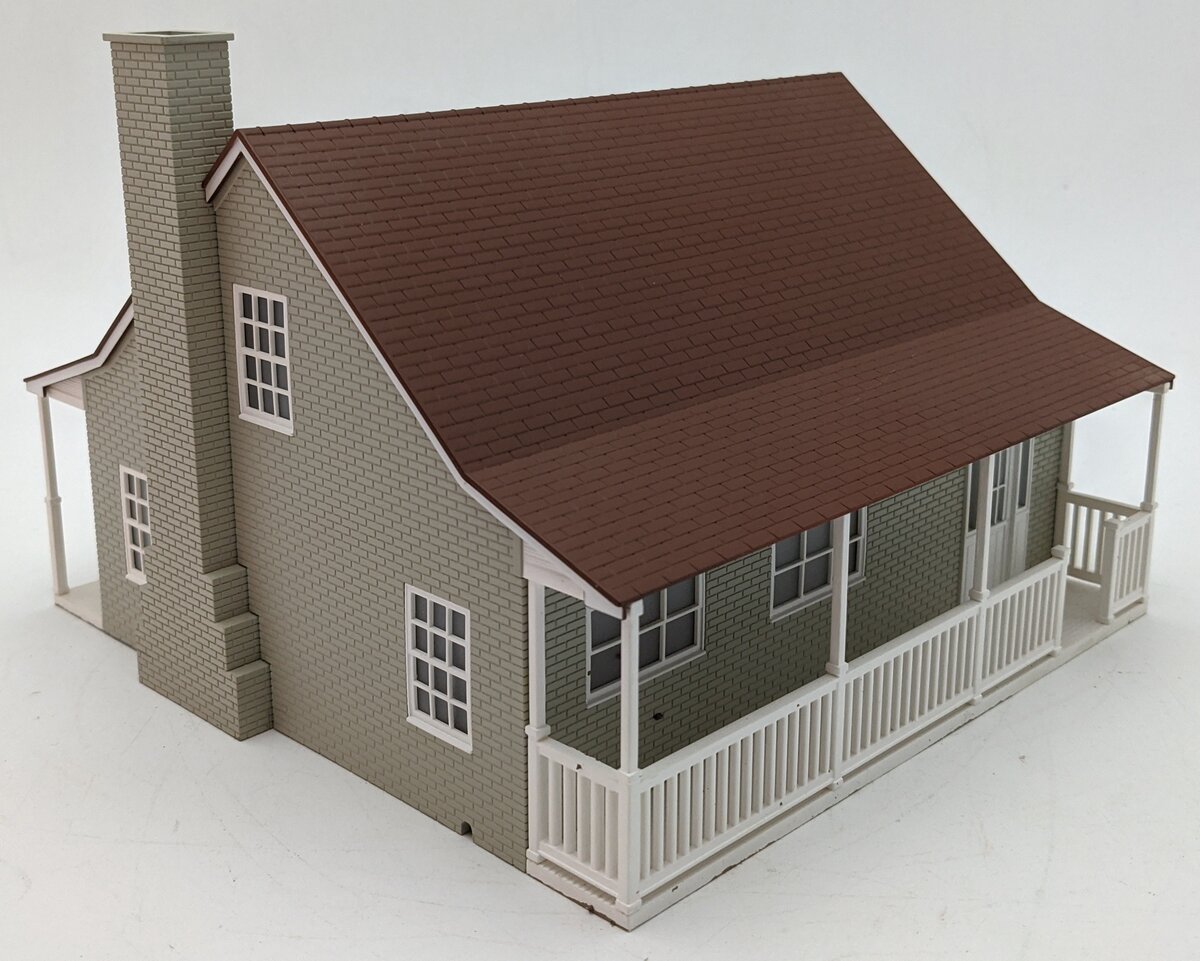 Lionel 73-4108-250 O Scale Suburban Home EX/Box