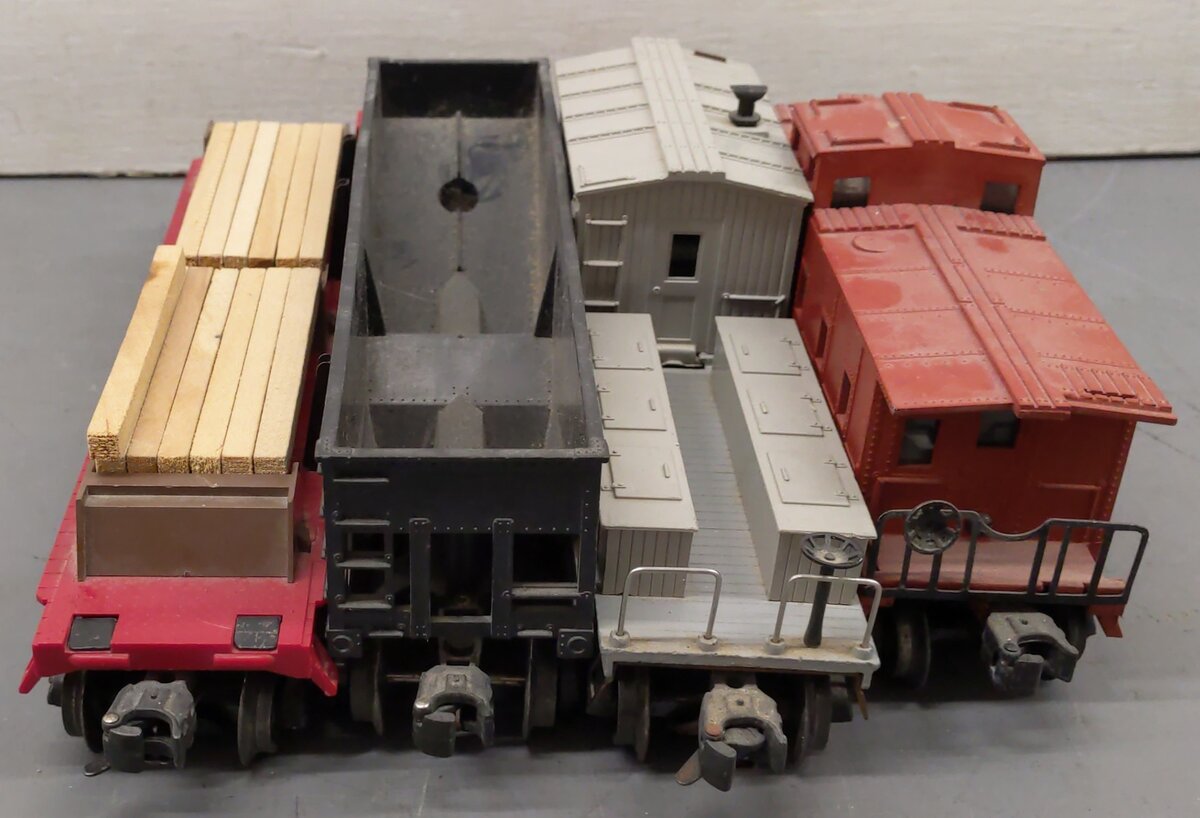 Lionel Vintage O Freight Cars 6419-100, 6357, 6476, 6264 [4] VG