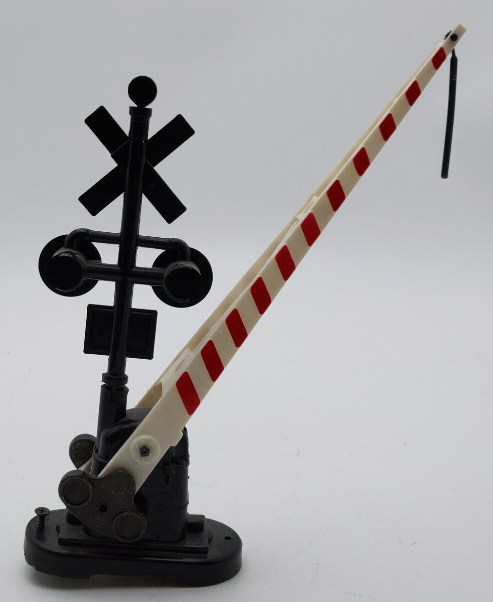 Lionel 6-62162 O Gauge Operating Crossing Gate & Signal VG/Box