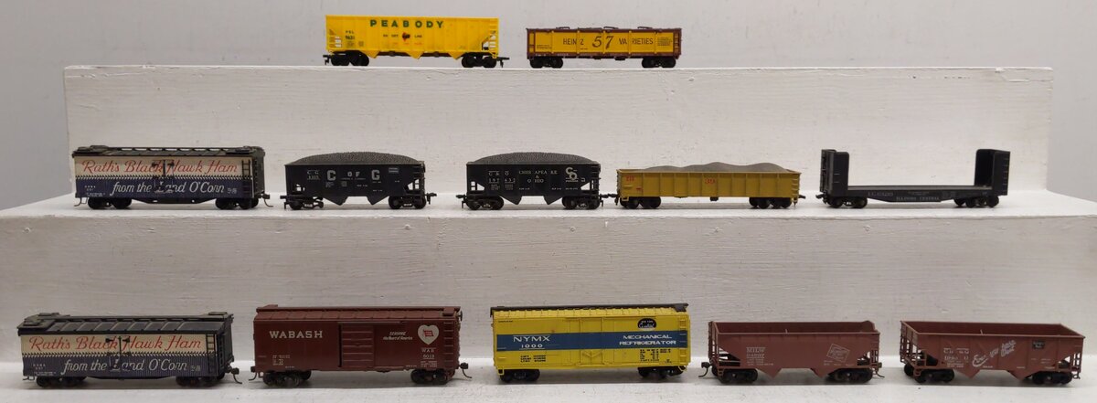 Mantua and Other HO Assorted Freight Cars [12]