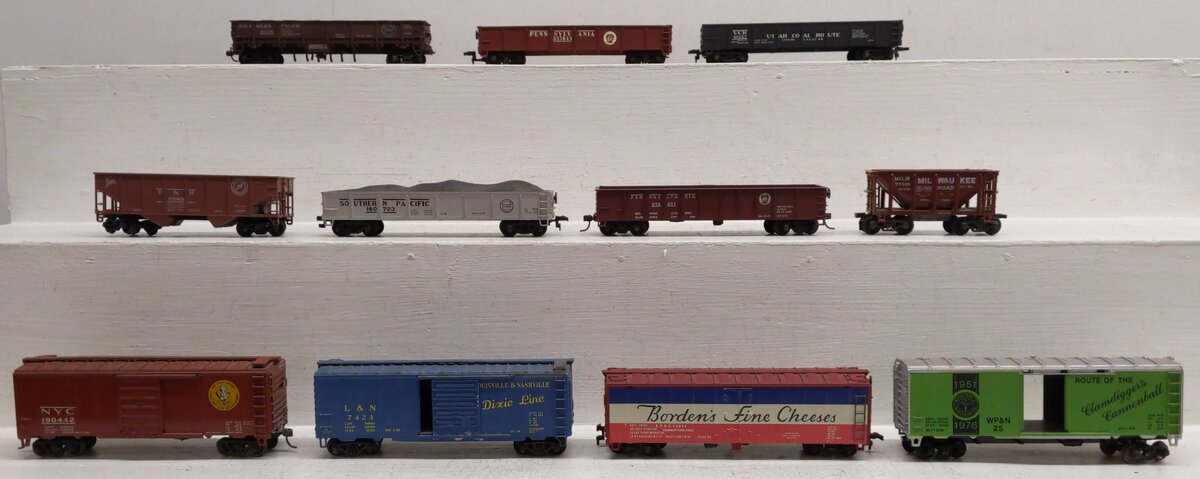 Mantua and Other HO Assorted Freight Cars [11]