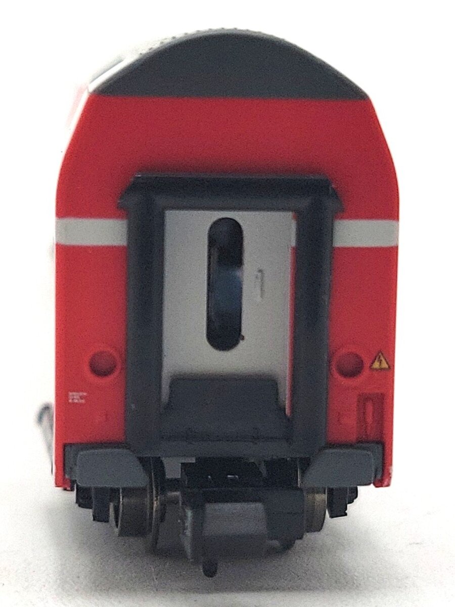 Trix 15826 N Scale DB Munchen Hbf Bi-Level Passenger Car LN/Box